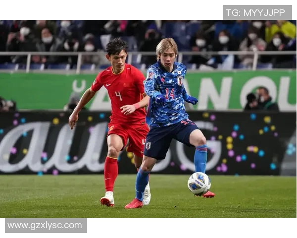 日本足球明星传记揭示他们的奋斗历程与辉煌成就背后的故事